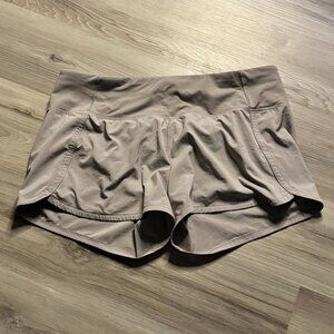 (8) Lululemon Speed Up Shorts 3" | Bone/Gray